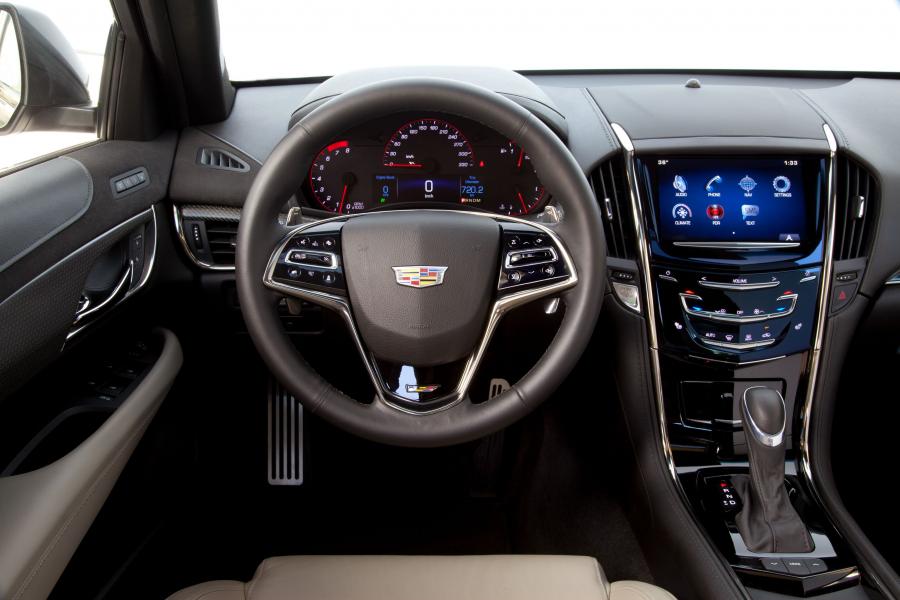 Торпедо Cadillac ATS-V 2016 года  (NA) (фото 20 из 34)